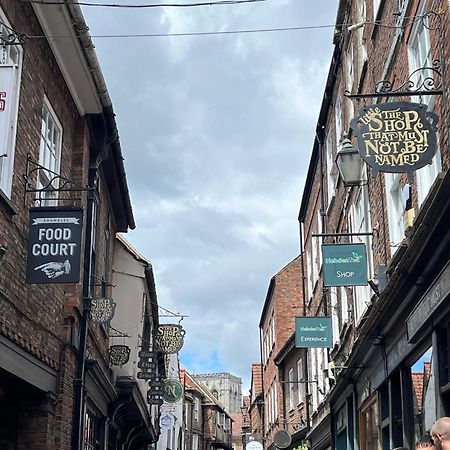 Superb New Build City Centre Flat And Gym ヨーク エクステリア 写真