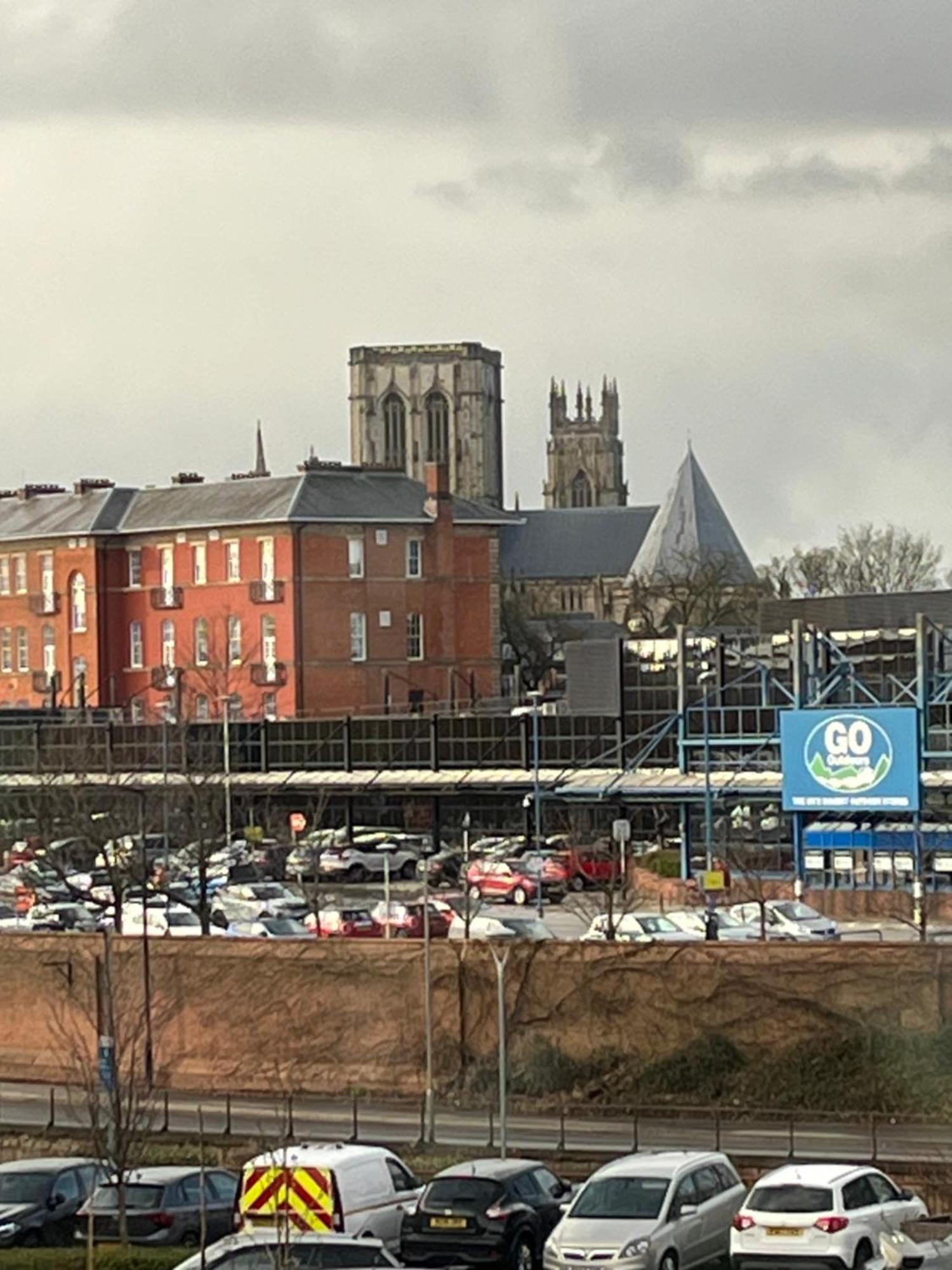 Superb New Build City Centre Flat And Gym ヨーク エクステリア 写真